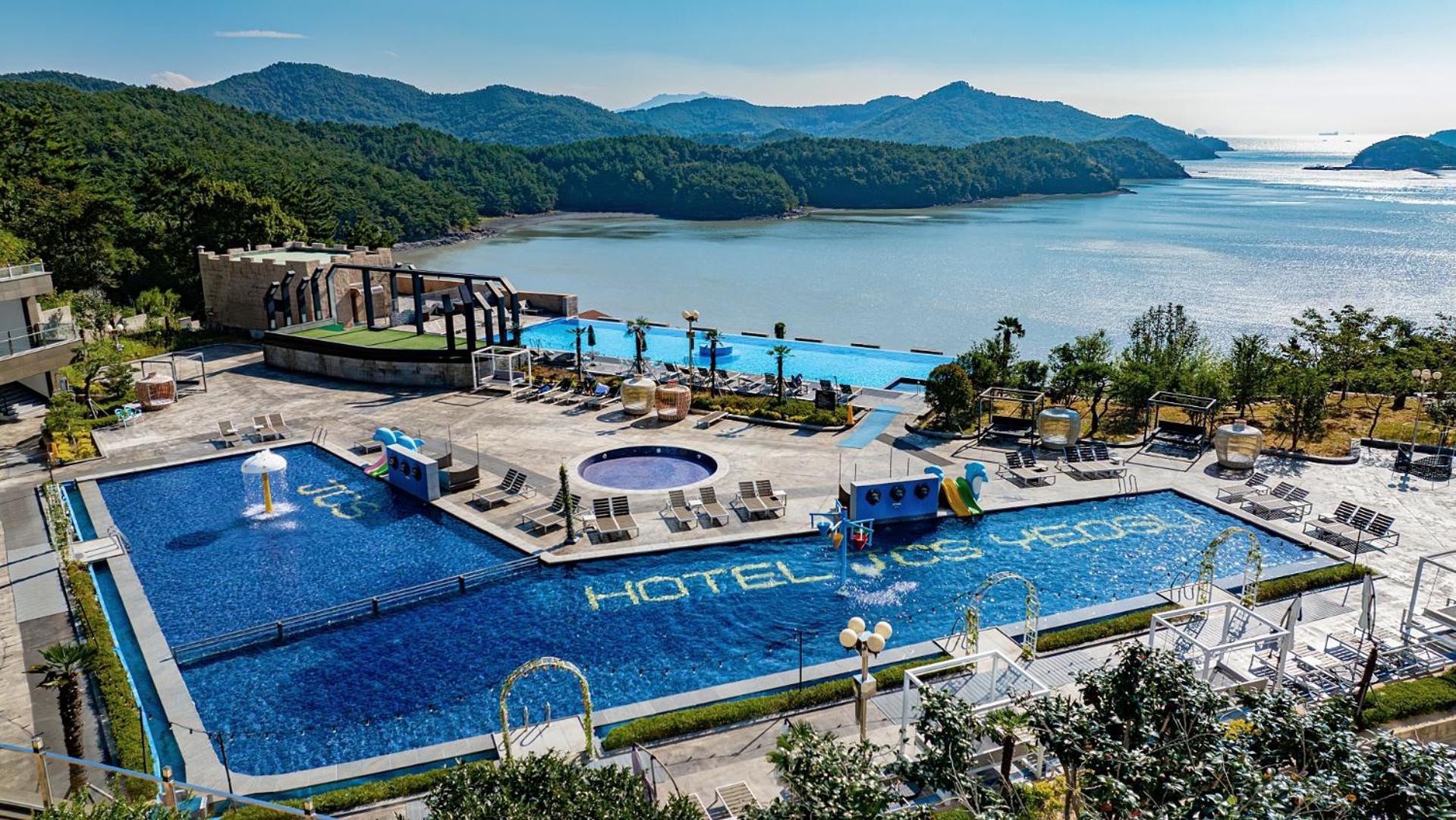 Hotel JCS Yeosu Buitenkant foto